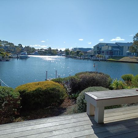 פיינסוויל The View - Captains Cove Waterfront Resort מראה חיצוני תמונה