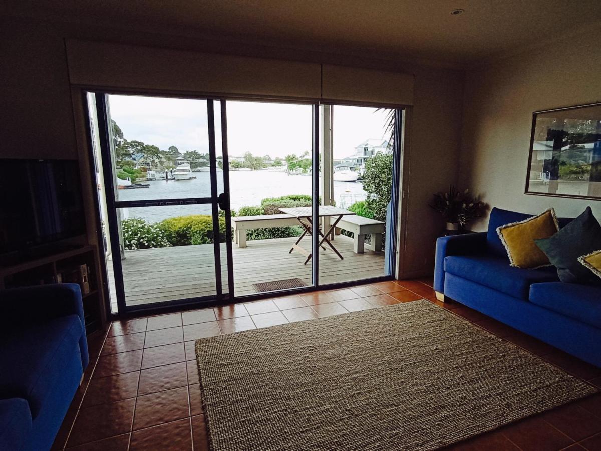 פיינסוויל The View - Captains Cove Waterfront Resort מראה חיצוני תמונה